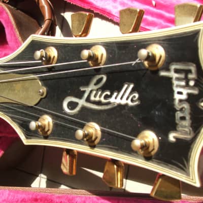 Gibson BB King Lucille 1993 
Cherry image 10