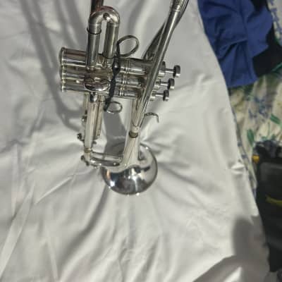 Carolbrass Eurobell Bb Trumpet image 2