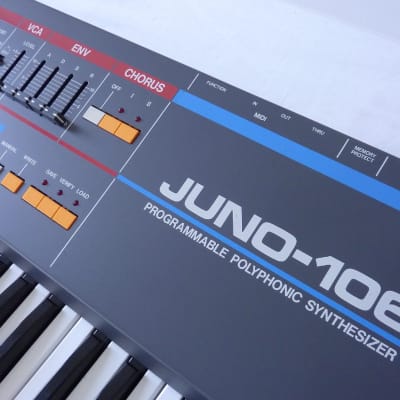 Roland Juno 106 - Serviced image 4