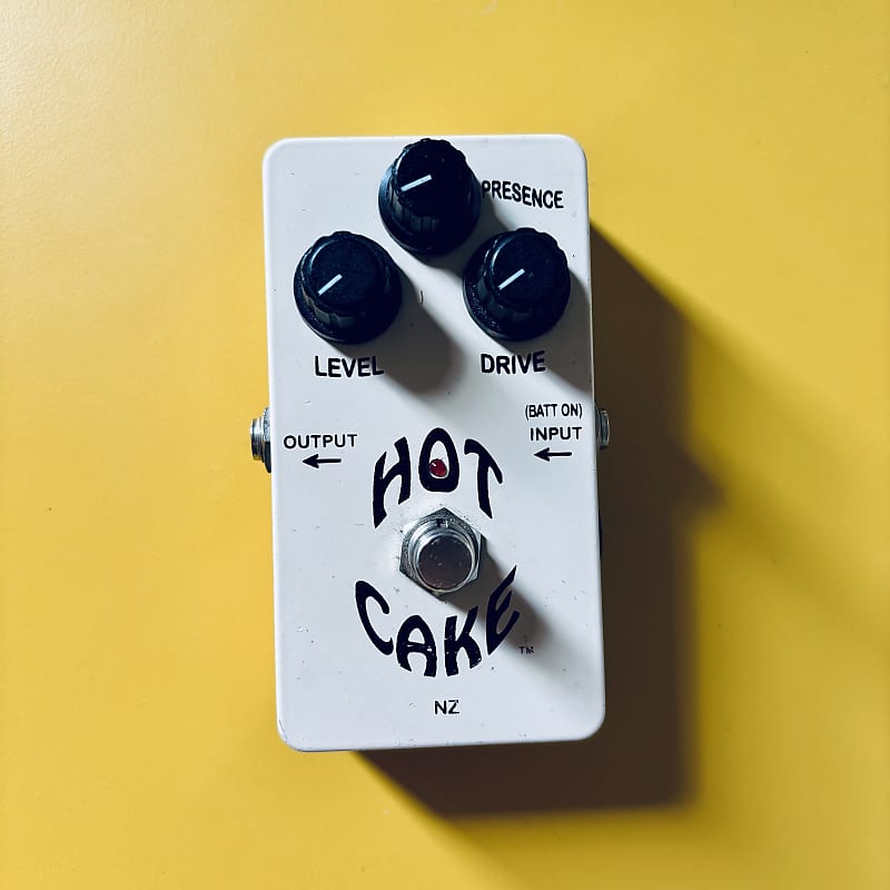 ギター CROWTHER AUDIO HOT CAKE '77clone CROWTHER AUDIO HOT CAKE Overdrive V2 knob Distortion Guitar