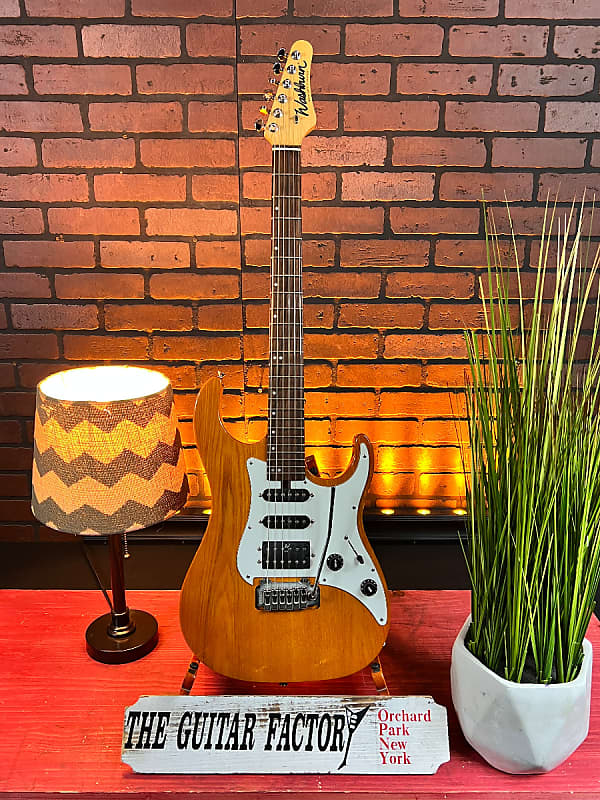 WASHBURN MERCURY II SERIES MG401 - Rare Electric Guitar WASHBURN MERCURY II SERIES MG401 - Rare Electric Guitar