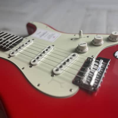 Immagine Fender MIJ Hybrid II Stratocaster with Rosewood Fretboard 2023 - Modena Red - 9
