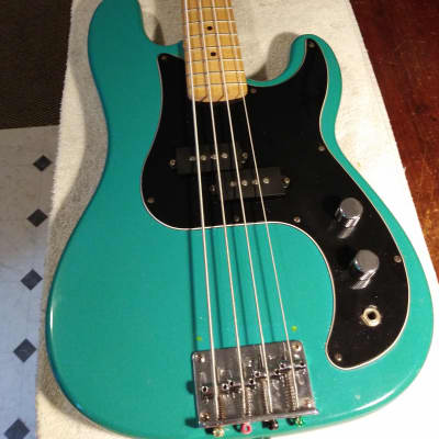 Short Scale P Bass - Teal image 14