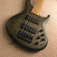 ベース Brubaker KXB6-custom 中古】Brubaker KXB-6 Custom 6-String Bass - 中古楽器の販売