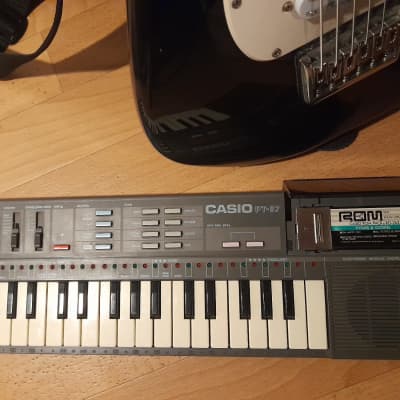 And Casio This Is PT-87 with Hymns & Gospel ROM Card For X-Ma$