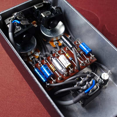 Blue Colander - PIG germanium booster - Rangemaster OC139