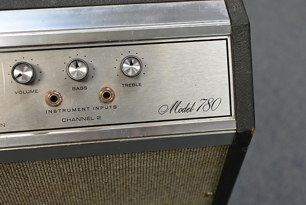 Guitar amp with built clearance in drum machine