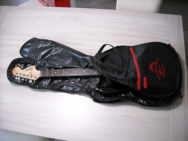 Roksak electric guitar case top