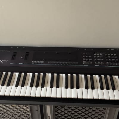 Ensoniq VFX SD Music Production Synthesizer