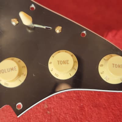 Fender Loaded Stratocaster Pickguard w/ Noiseless Pickups Black/Cream image 3