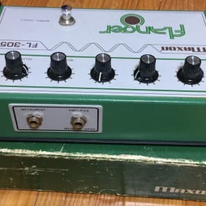 超　レア　Maxon FL-305 フランジャー　動作ok Super rare Maxon FL-305 flanger in working condition Maxon