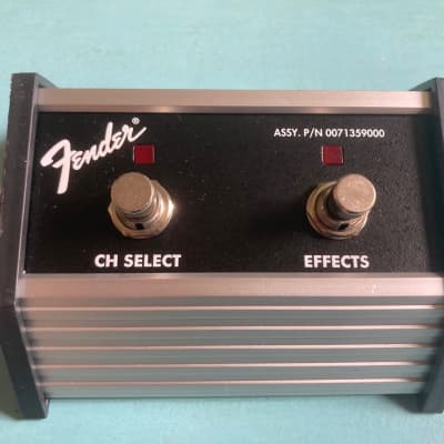 Fender 007-1359-000 2-Button Footswitch with 1/4 Jack for Super Champ XD |  Reverb