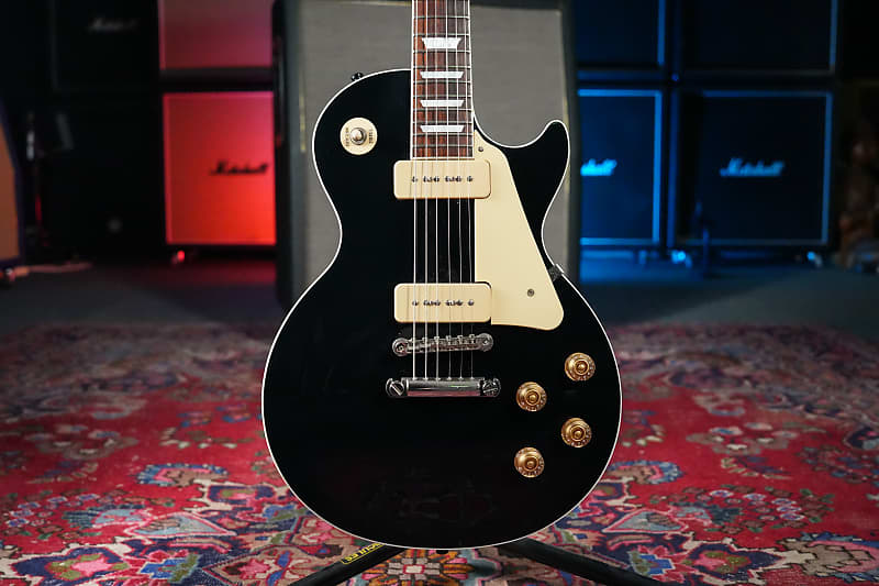 Gibson 2018 Les Paul Classic - Pelham Blue | Long & McQuade