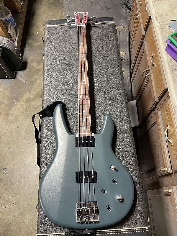 Ibanez bean online bass