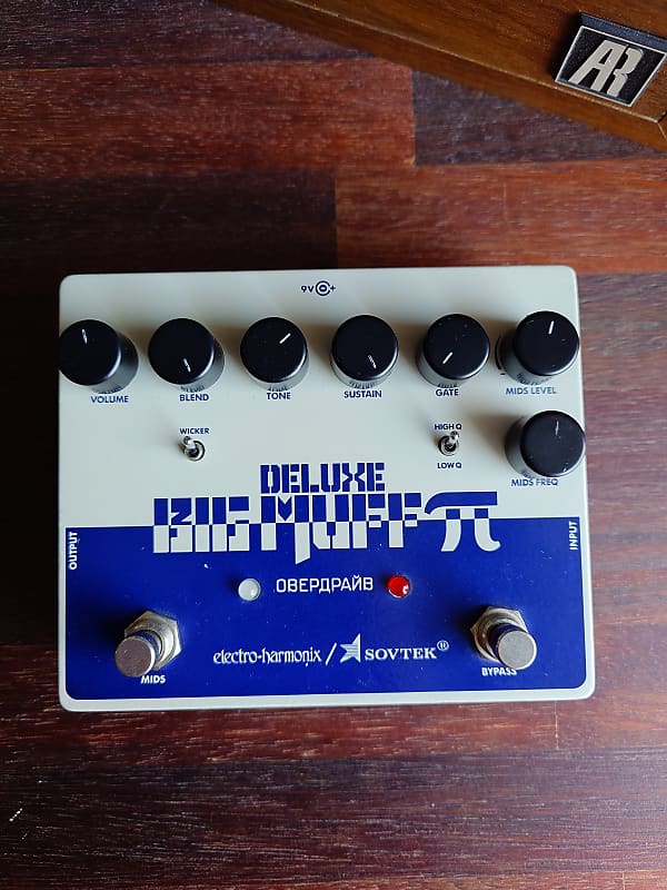 Electro-Harmonix Sovtek Deluxe Big Muff Pi