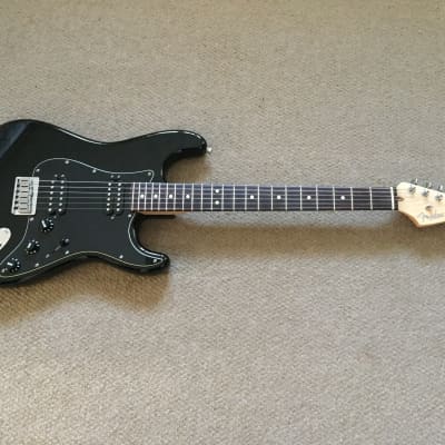 Fender American Series Stratocaster HH Hardtail 2003 - 2006