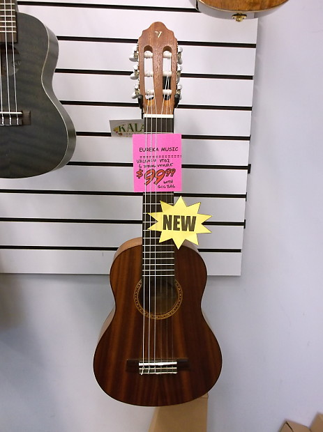 Valencia VTG2 Mini Classical Guitar/Ukulele with gig bag 2016 Natural |  Reverb