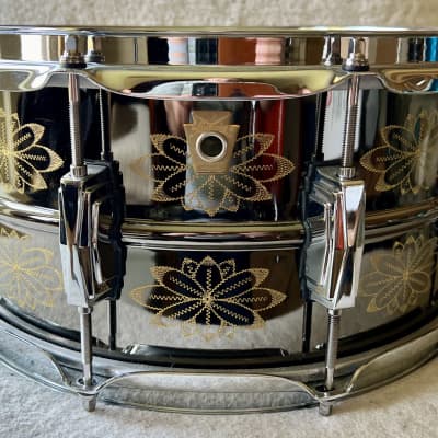 Ludwig 4x15\BLACK BEAUTY Snare Drum26Ludwig 4x15\BLACK BEAUTY Snare Drum26  