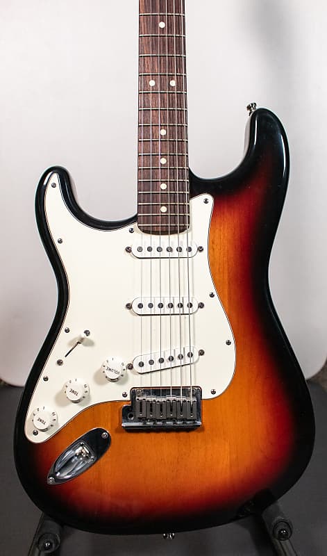 USED Fender LEFT-HANDED American Stratocaster - NEAR MINT - | Reverb