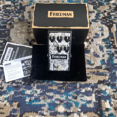 Friedman Sir-Compre LTD Optical Compressor with Overdrive Artisan Edition 2010s - White Graphic image 1