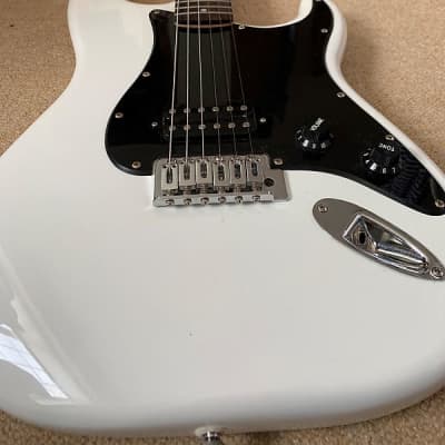 Squier Stratocaster インドネシア 2013年製 FENDER SQUIER STRATOCASTER (INDONESIA) (P16019173) | eBay