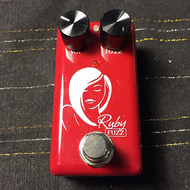 Red Witch Seven Sisters Ruby Fuzz image 2