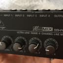 Behringer MICROMIX MX400 Ultra Low-Noise 4-Channel Line Mixer