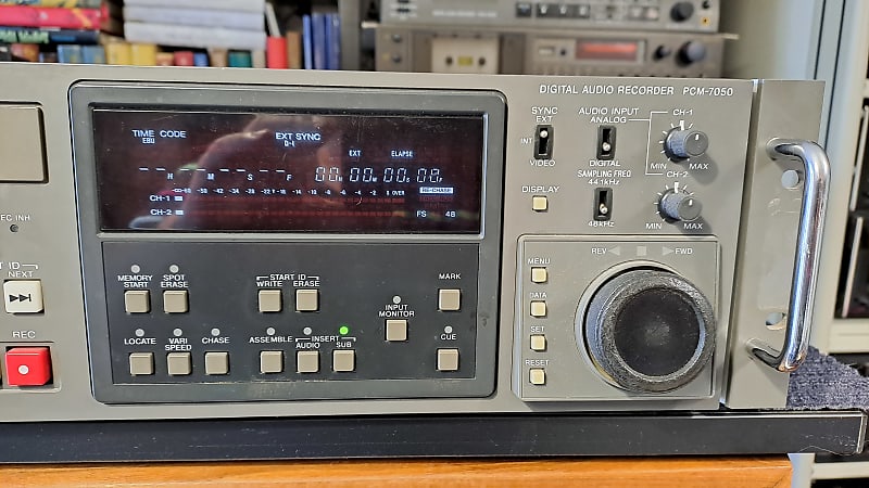 SONY ソニー PCM-7050 業務用 DATレコーダー ソニー DIGITAL AUDIO RECORDER(DAT機器)｜売買されたオークション情報、yahooの商品情報をアーカイブ公開  - オークファン DAT機器