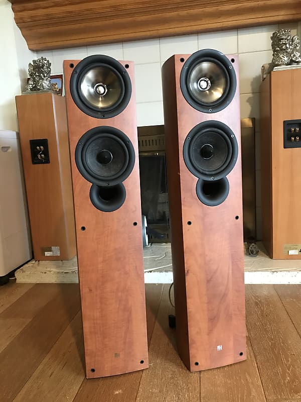 Kef store iq5 price