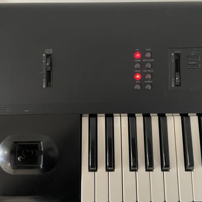Korg M1 61 Key Music Workstation Synthesizer image 4