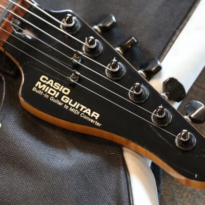 Casio MG-510 MIDI Electric Guitar Red HSS + Gig Bag image 11