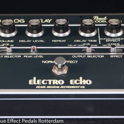 Pearl F-605 Electro Echo Analog Delay with MN3005 BBD Japan s/n 505448  as used by the Mad Professor ( Studio 1 recordings ) for sale