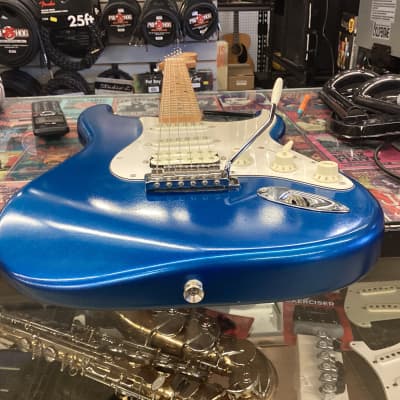 Fender Standard HSS Stratocaster with Maple Fretboard 2001 - 2005 - Blue Agave image 7