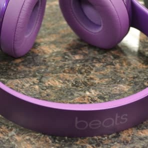 Purple beats hotsell solo 2