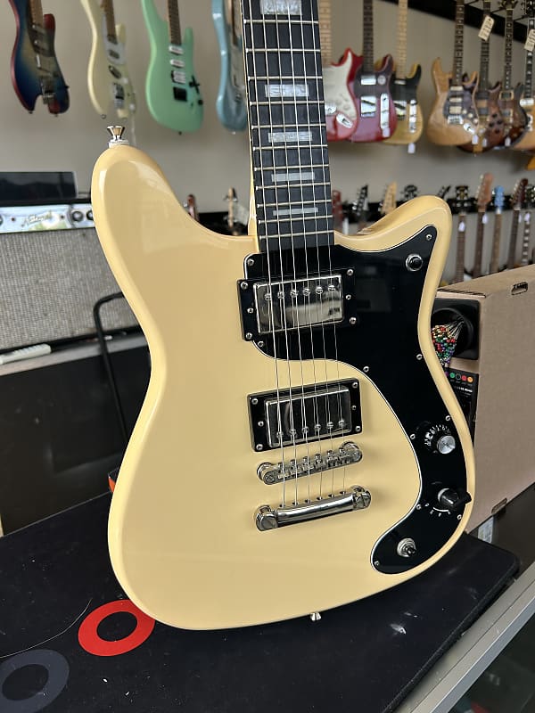 Epiphone Wilshire Phantomatic (2011 - 2019) | Reverb Canada
