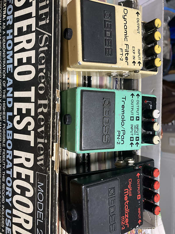 Boss PN-2 Tremolo/Pan | Reverb Canada