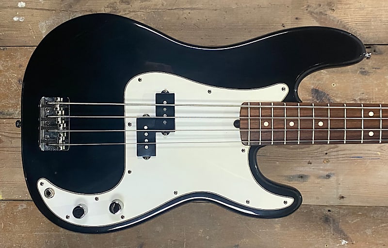 Fender American Standard Precision Bass 1995 - 2000 | Reverb Canada