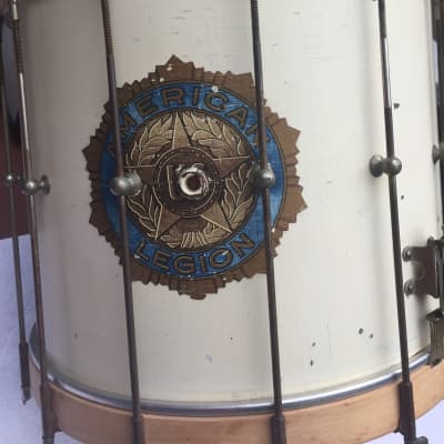 Conn/Leedy Marching Snare 1940 - White image 1
