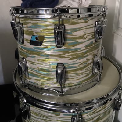 Ludwig Classic maple Blue/olive oyster 26” // 18” // 14” image 3