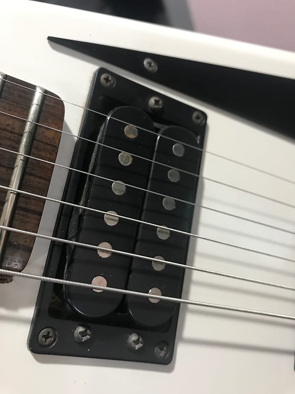 Cort Randy Rhoads Offset V 80's White | Reverb