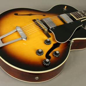 1976 Gibson ES-175 ES175 Vintage Archtop Electric Guitar Original Sunburst USA image 9