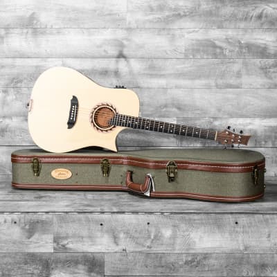 Riversong Tradition 3 Performer Series Cutaway Electric Acoustic w/Poly Case image 12