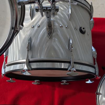 Sonor Teardrop 20/13/13/16 60s White Satin Flame image 7