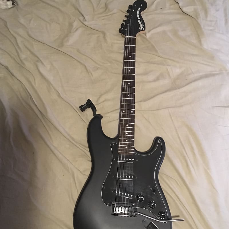 ギター Squier by Fender 20th Anniversary STRAT Squier 20th Anniversary Stratocaster - East Coast Music Exchange