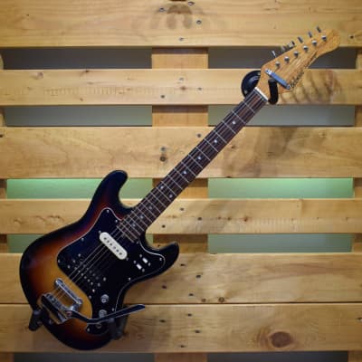 Herticaster Bellwood Super Swinger 60's-70's - Sunburst