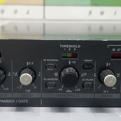 Alesis 3632 Dual-Channel Compressor / Limiter / Gate 2000s - Black image 5