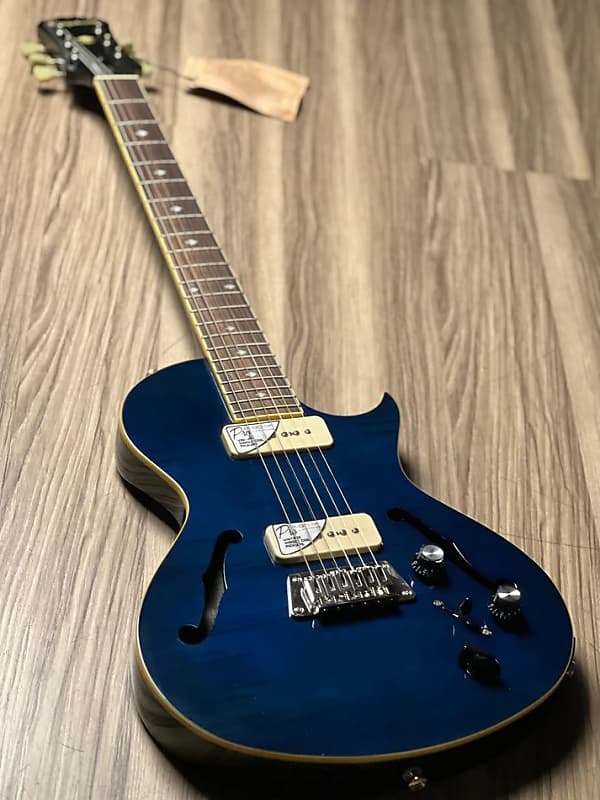 希少/限定品 Epiphone Blueshawk Deluxe Open Box Epiphone Blueshawk Deluxe Semi-Hollowbody Electric