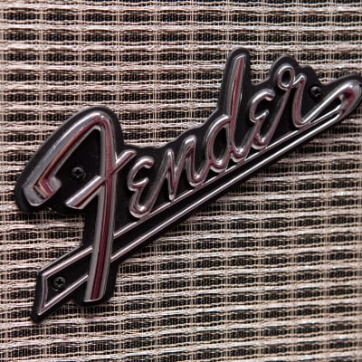 Fender '65 Twin Reverb Reissue 85-Watt 2x12" Guitar Combo 1991 - Present - Black image 10