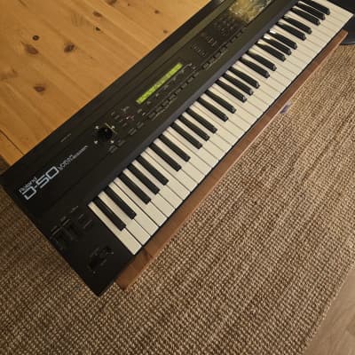 Roland D50 - Legendary Synthesizer - Accessories - Excellent Condition - Revised (with Invoice)