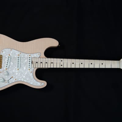 Grosh NOS MT 5A Flame Maple Top image 9